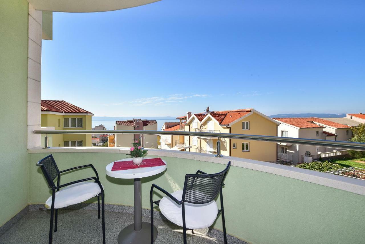 Apartmani Roso Макарска Экстерьер фото