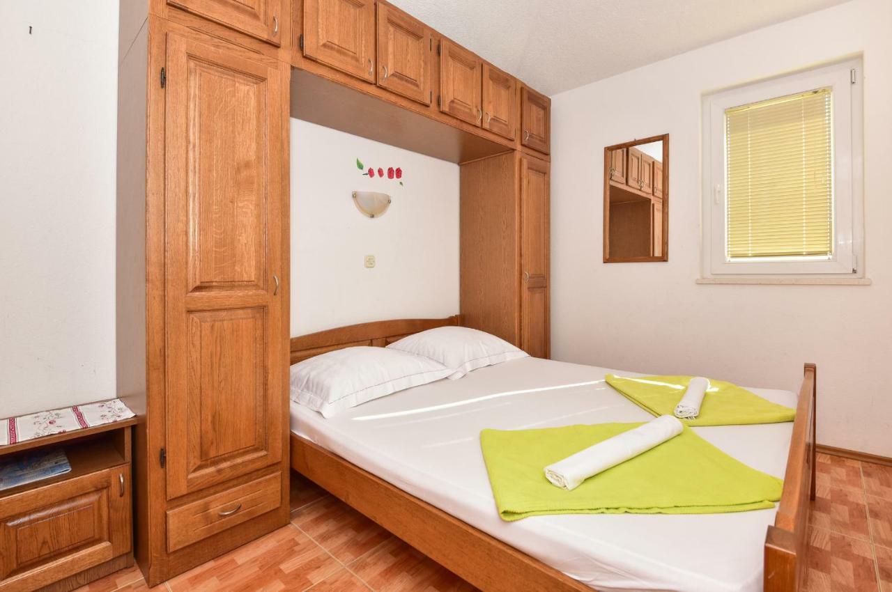Apartmani Roso Макарска Экстерьер фото