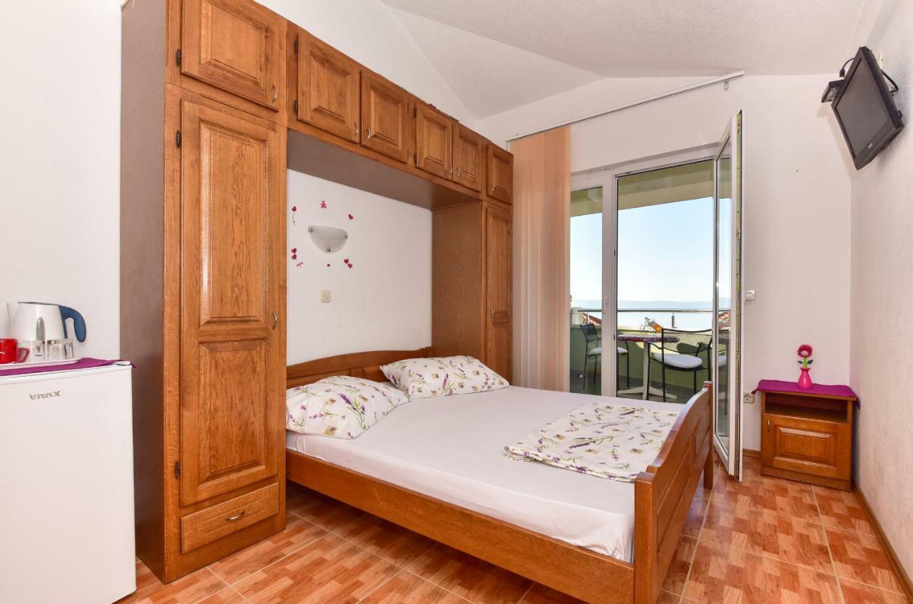 Apartmani Roso Макарска Экстерьер фото