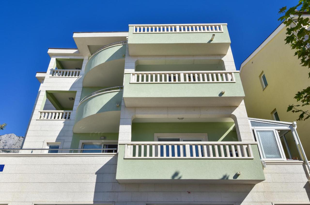 Apartmani Roso Макарска Экстерьер фото